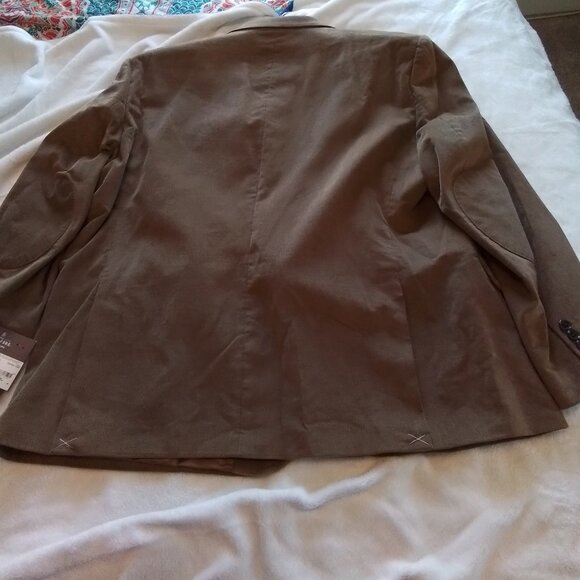 Stafford Big Man tan corduroy sport coat with corduroy patch on sleeves. - Picture 3 of 3